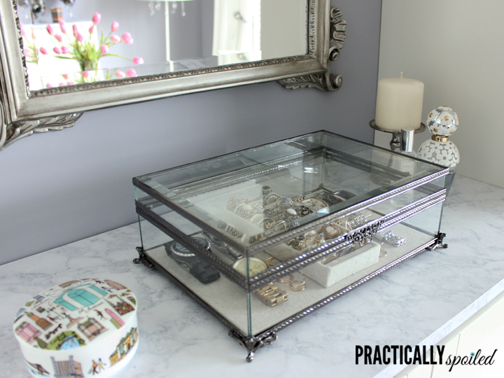 My Practical Yet Spoiled Office Tour - practicallyspoiled.com